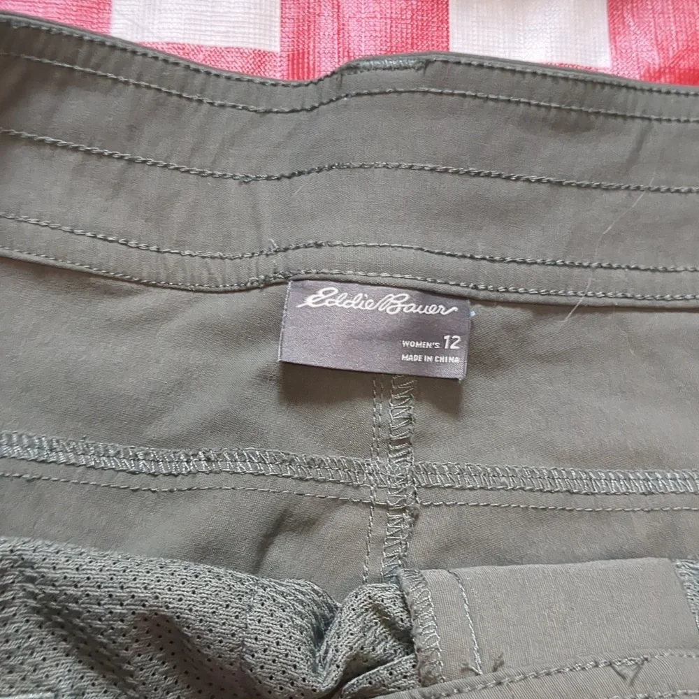 Eddie Bauer Womens Shorts Size 12 (Lot Of 2) - Picture 6 of 9